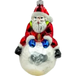 Bombka Szklana Święty Mikołaj na śnieżnej kuli