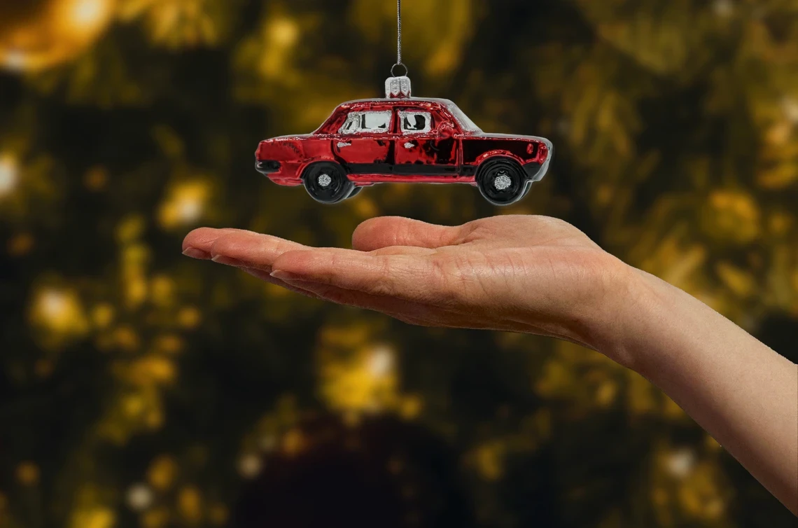 Realne zdjęcie Kultowy Duży Fiat 125p: czerwony