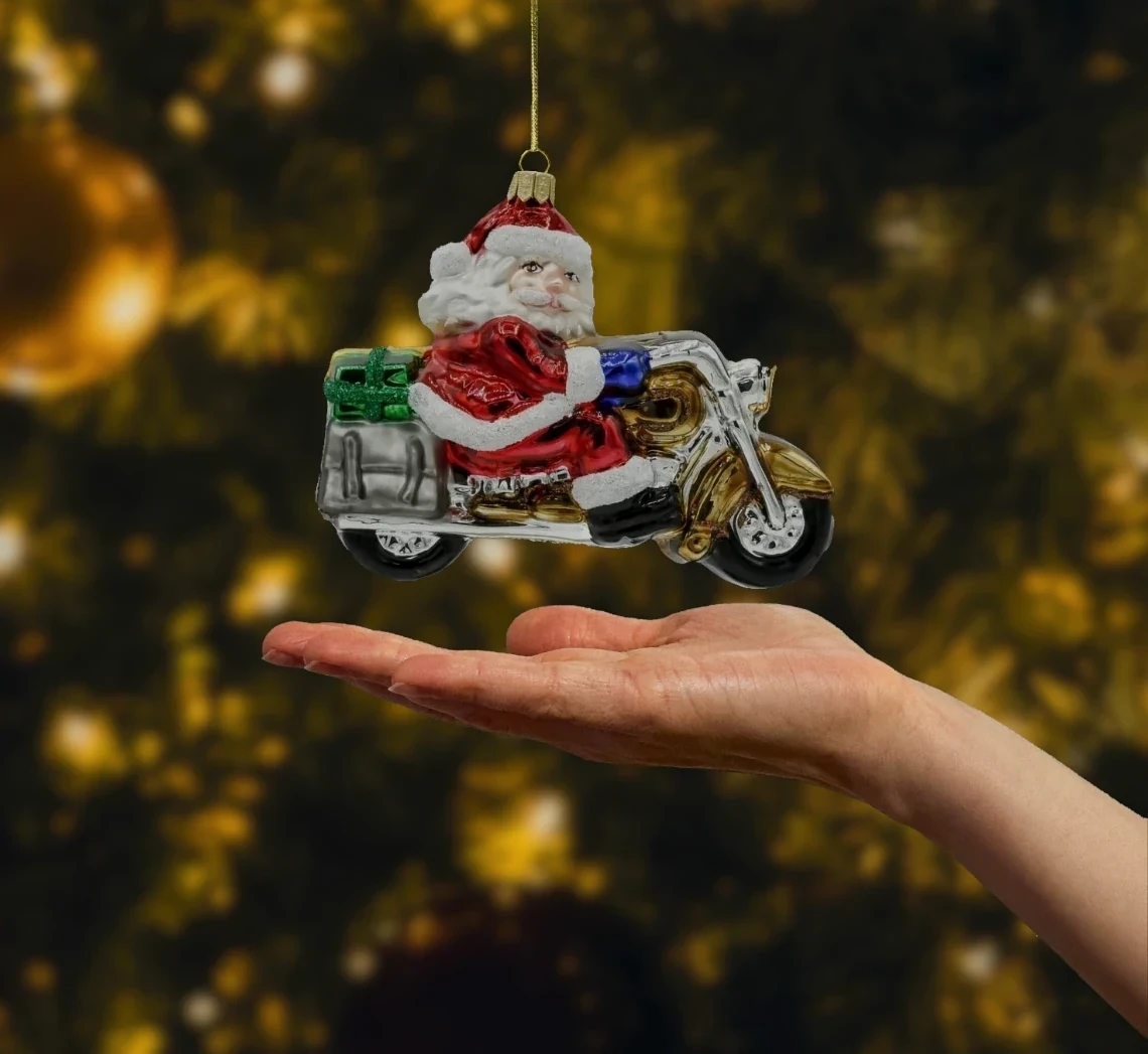 Bombka szklana figurka Święty Mikołaj na motocyklu realne zdjęcie