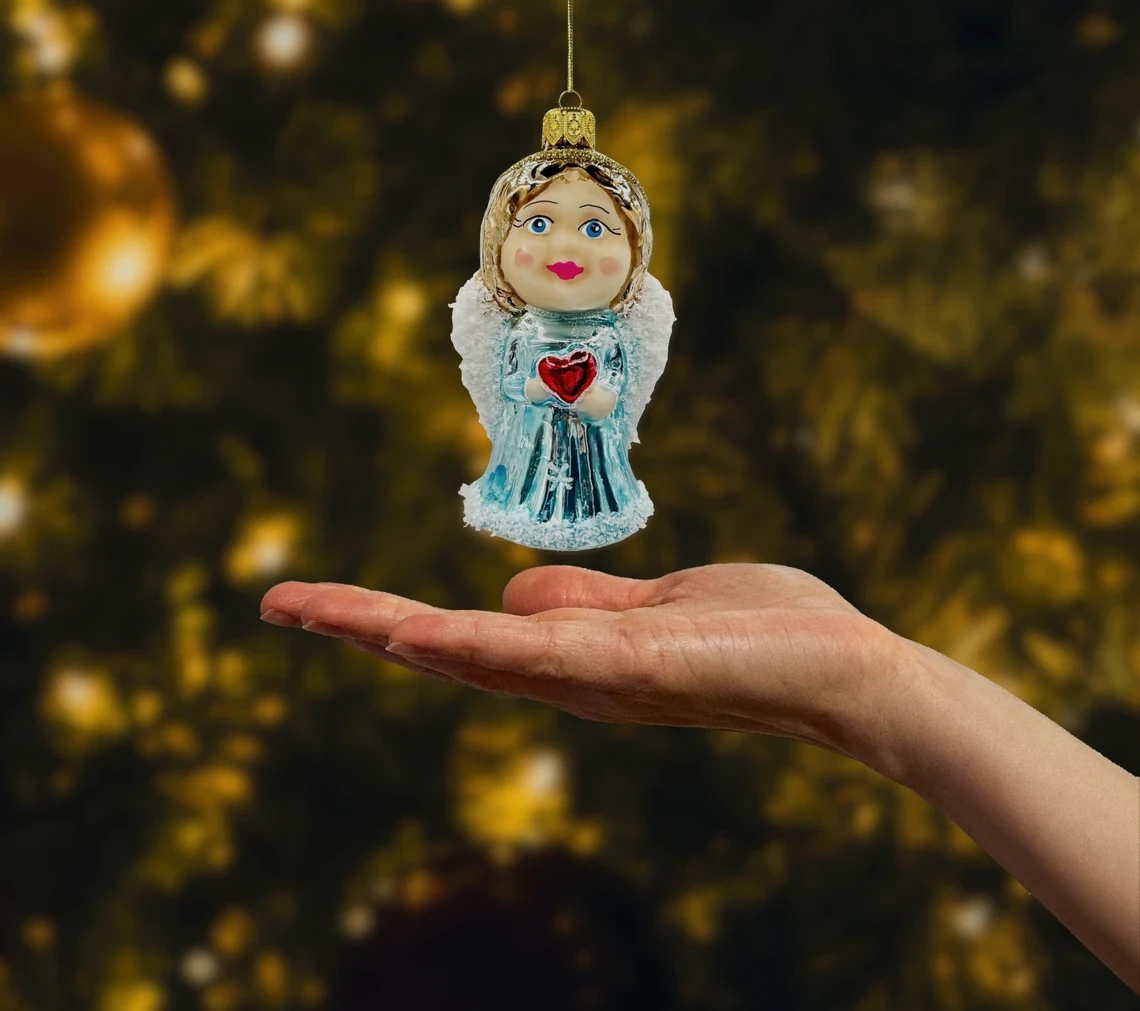 Bombka szklana figurka Anioł z sercem: niebieski realne zdjęcie