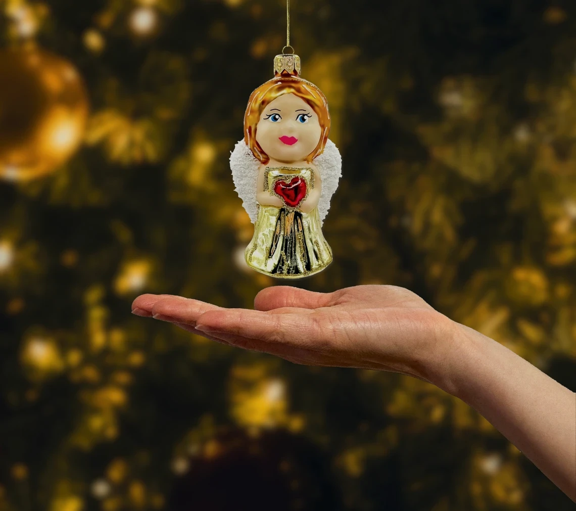 Bombka szklana figurka Anioł z sercem: złoty realne zdjęcie