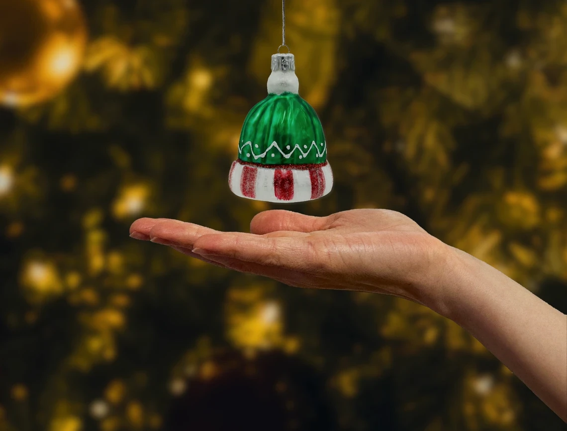 Bombka szklana figurka Czapka zimowa realne zdjęcie