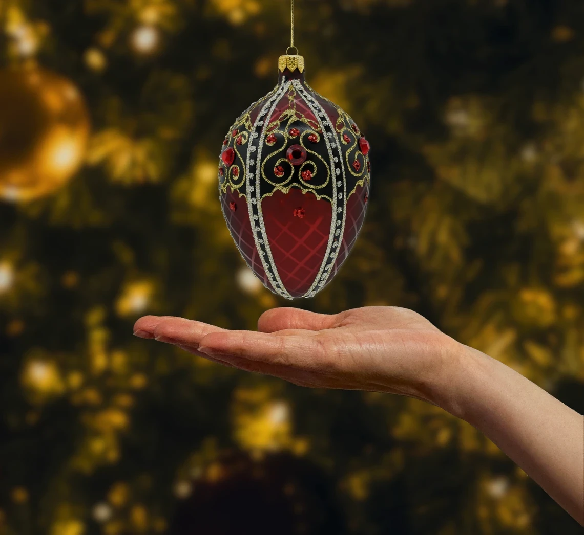 Bombka szklana figurka Ekskluzywne jajo Faberge z czarnym ornamentem: bordowe realne zdjęcie