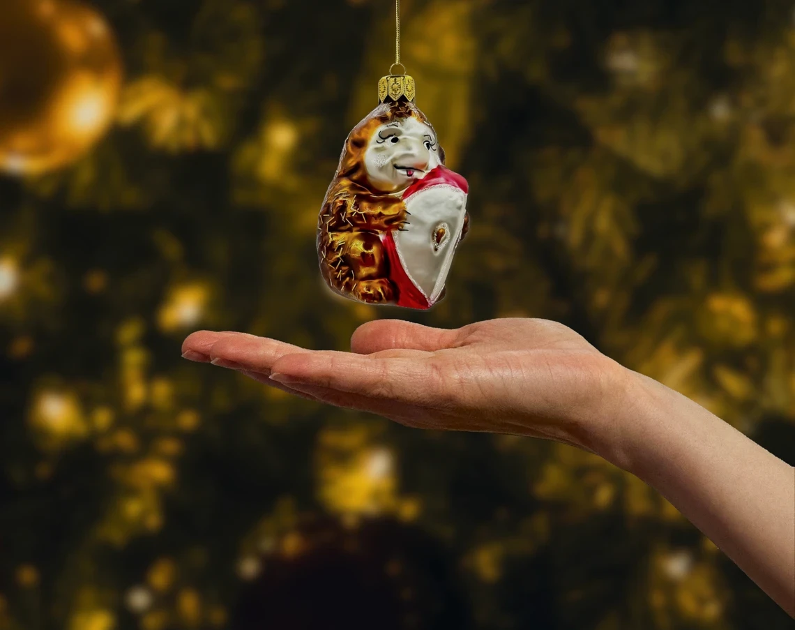 Bombka szklana figurka Jeżyk z jabłkiem realne zdjęcie