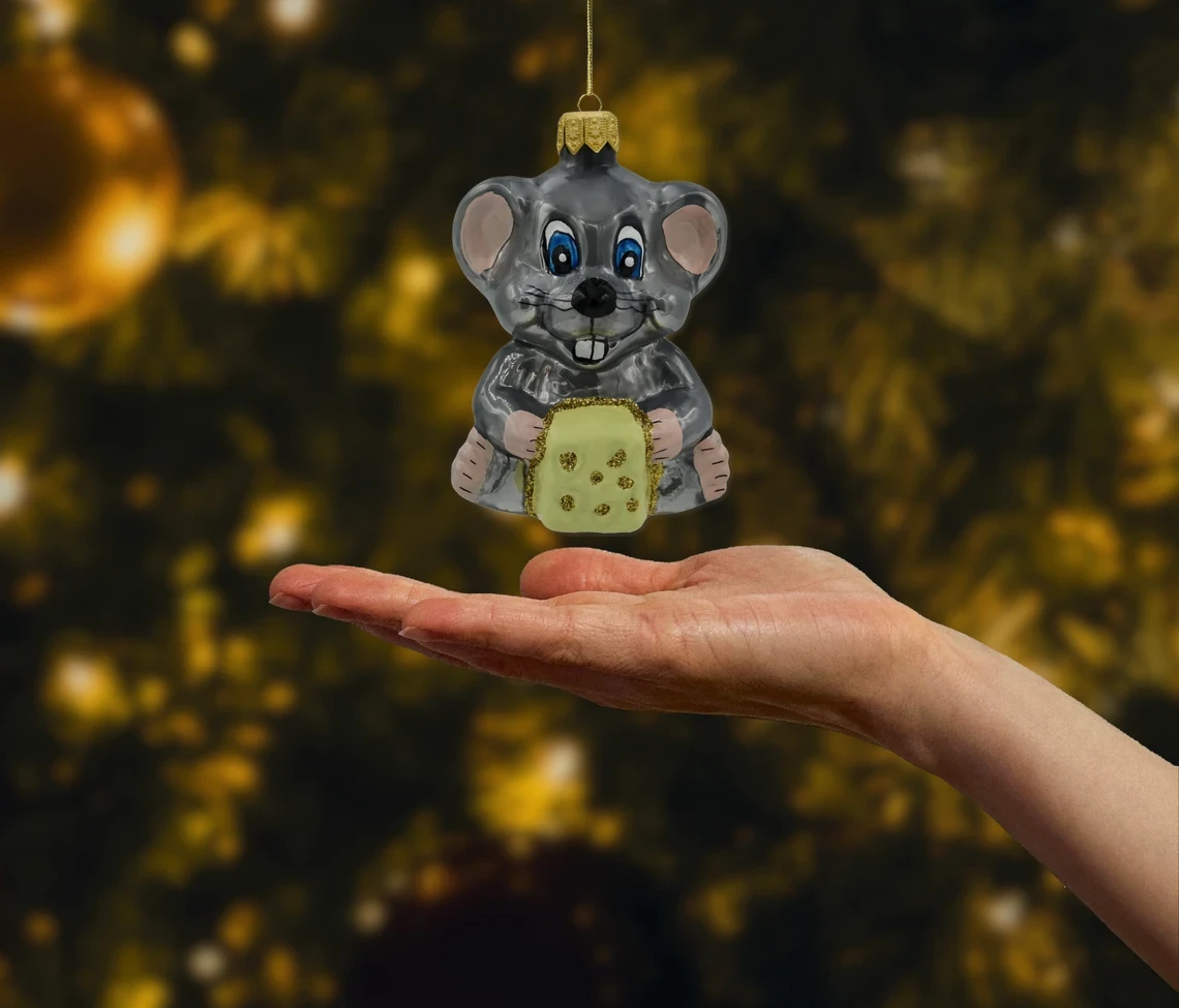 Bombka szklana figurka Mysz z kawałkiem sera: szara realne zdjęcie