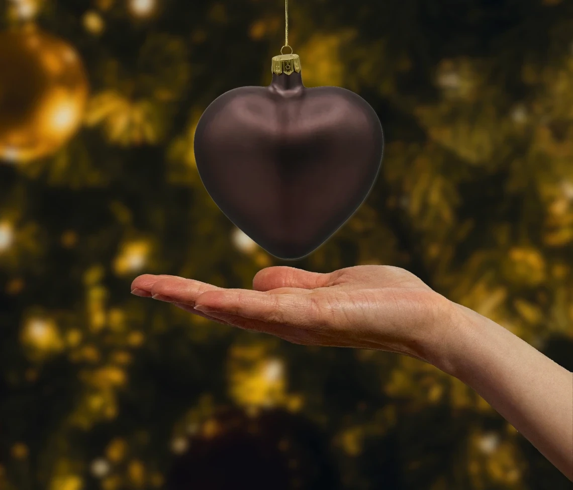 Szklana bombka choinkowa Serce matowe: brązowe realne zdjęcie
