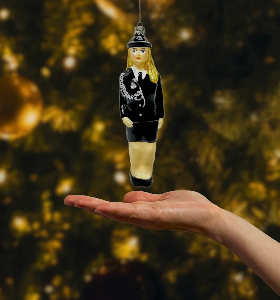 Bombka szklana figurka Strażaczka w galowym mundurze realne zdjęcie