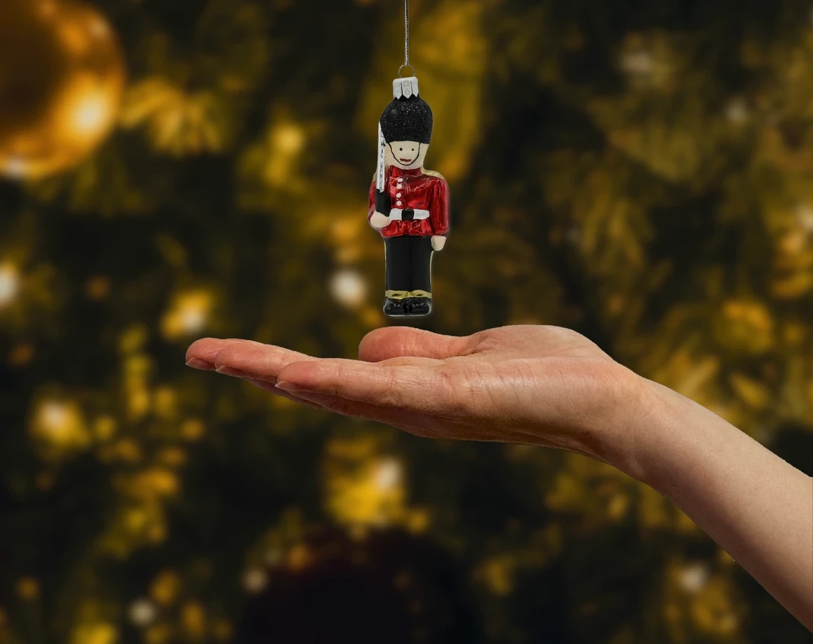 Bombka szklana figurka Strażnik Królowej realne zdjęcie