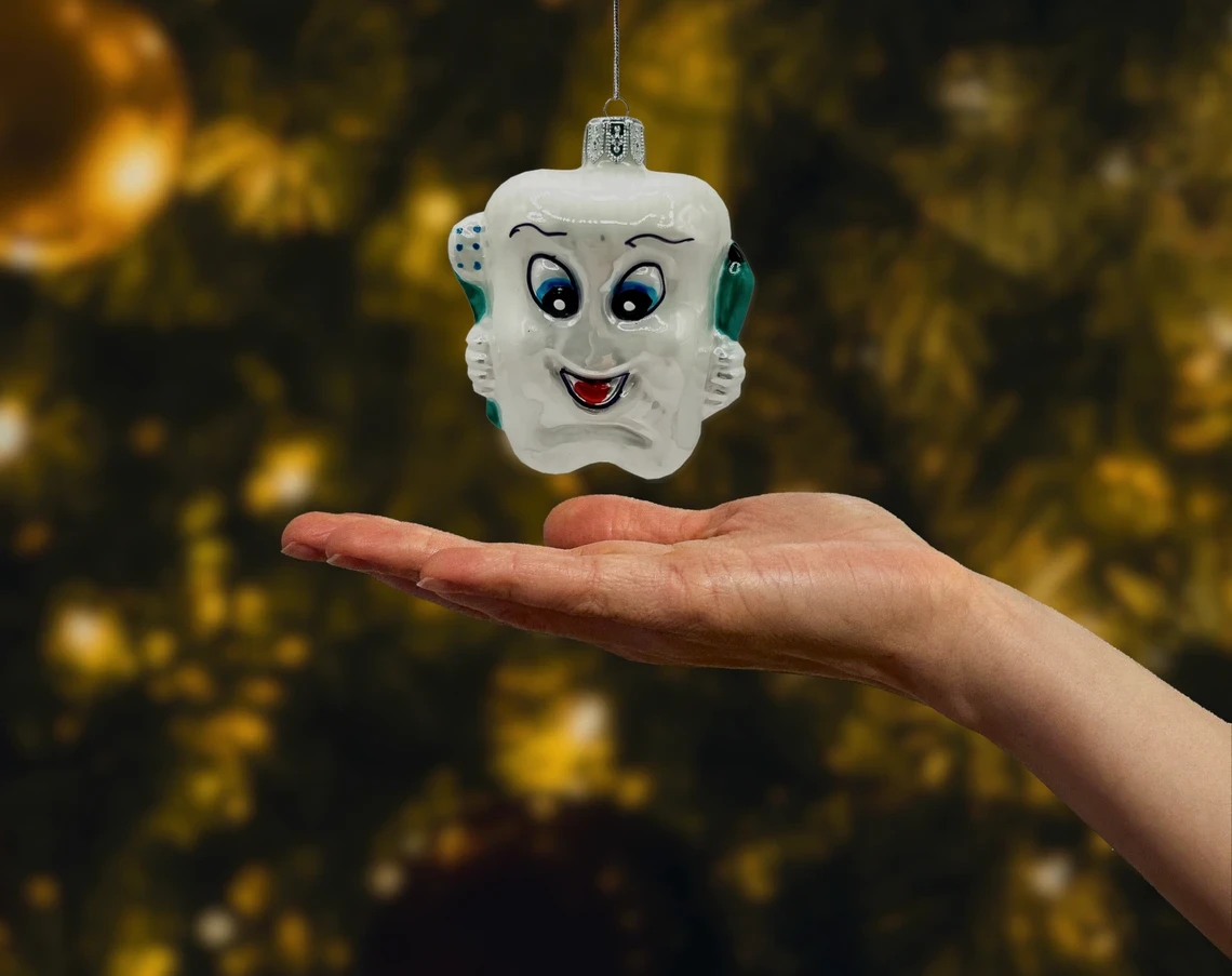 Bombka szklana figurka Uśmiechnięty ząbek z pastą i szczoteczką: morski realne zdjęcie