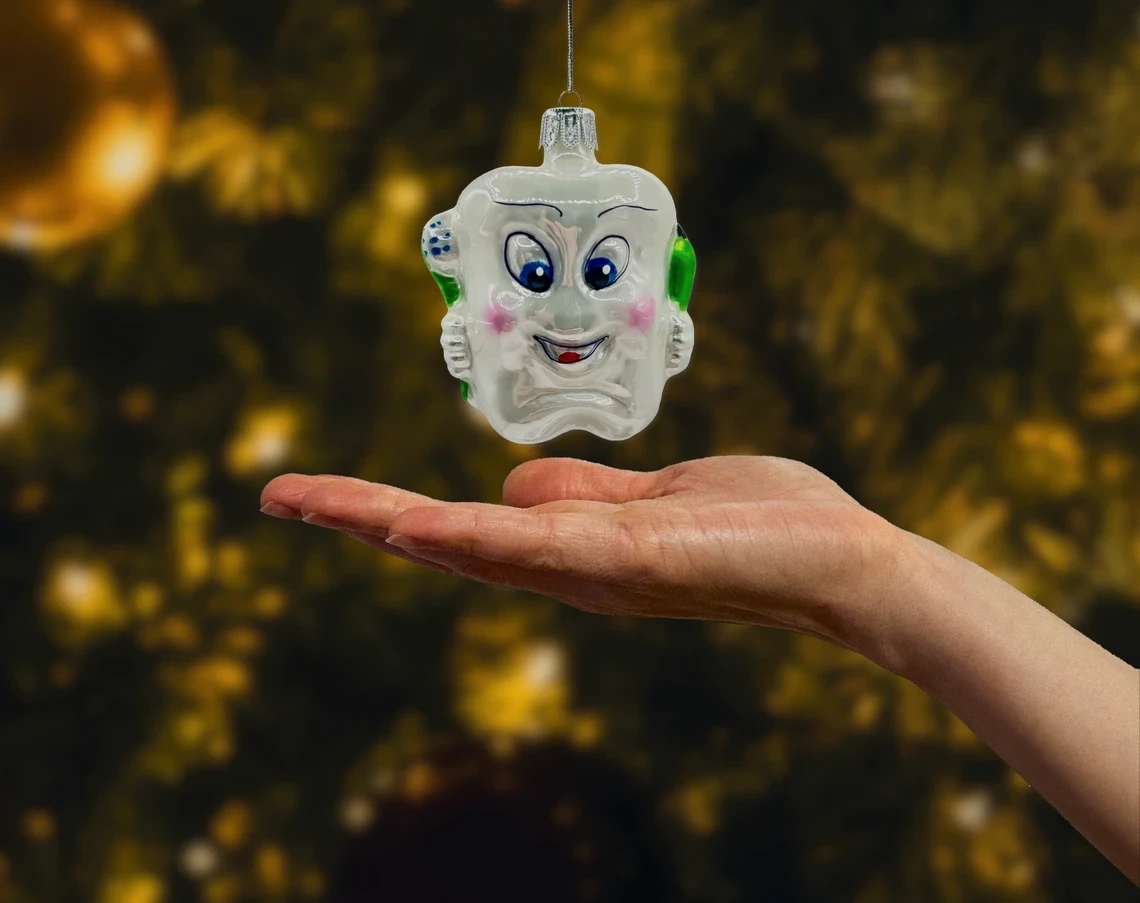 Bombka szklana figurka Uśmiechnięty ząbek z pastą i szczoteczką: zielony realne zdjęcie