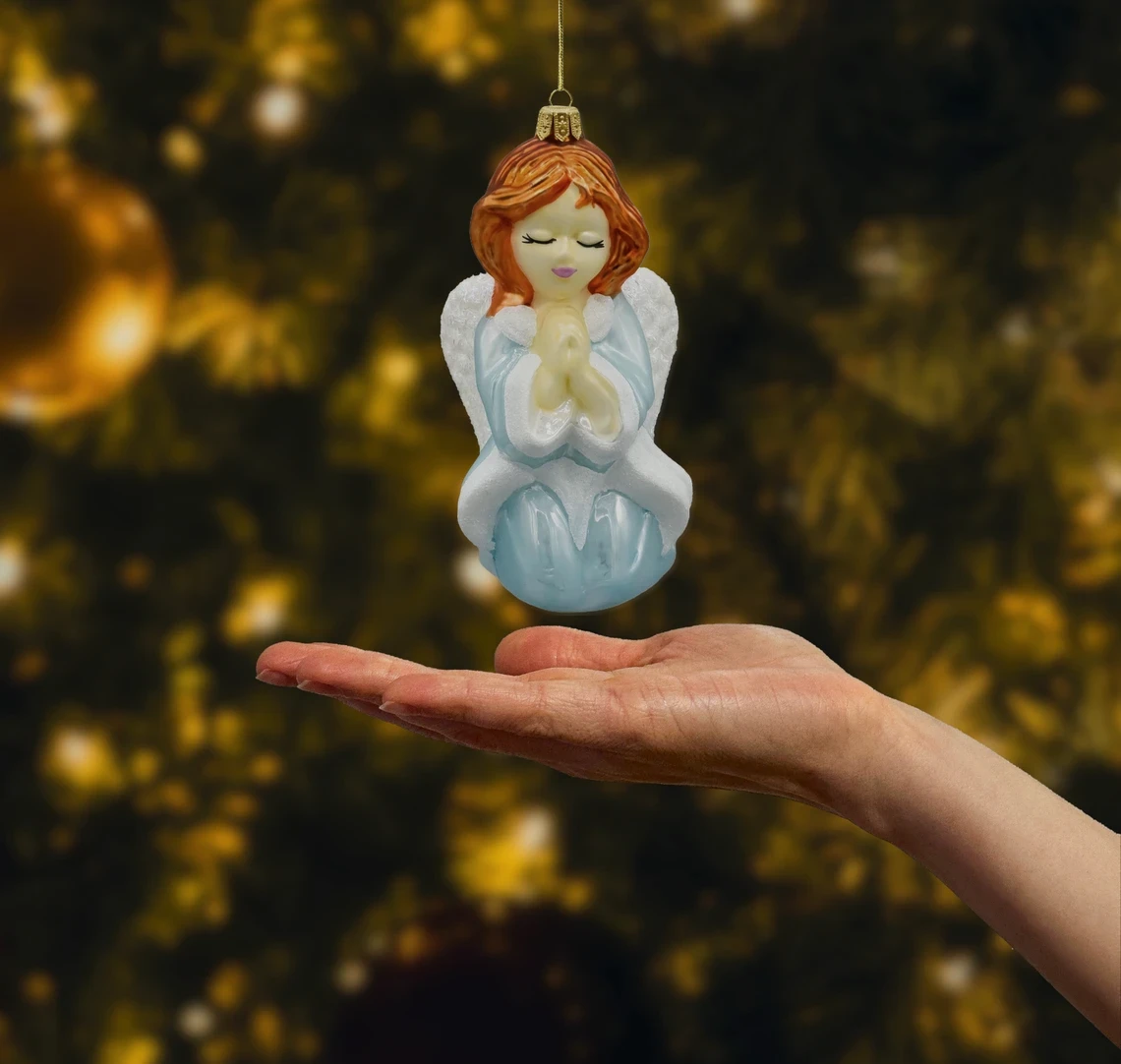 Szklana bombka choinkowa Anioł w modlitwie: niebieski realne zdjęcie