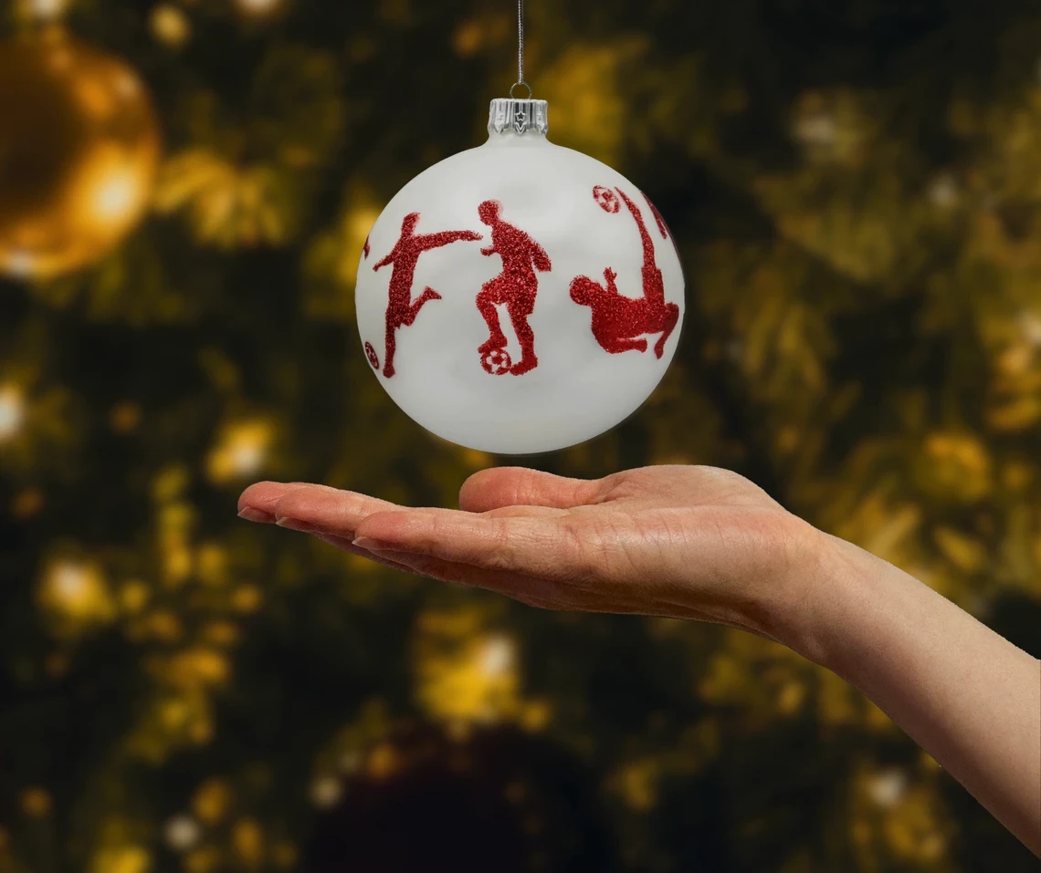 Szklana Bombka Okrągła z motywem piłkarskim realne zdjęcie