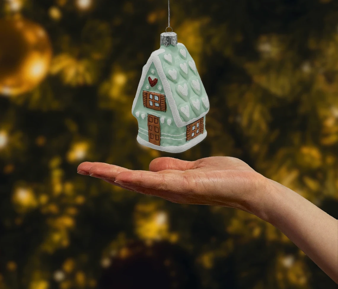 Bombka szklana figurka Domek z serduszkami miętowy realne zdjęcie