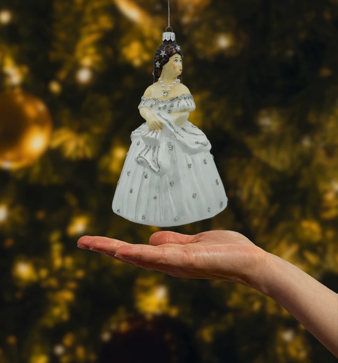 Bombka szklana figurka Dama w białej sukni realne zdjęcie