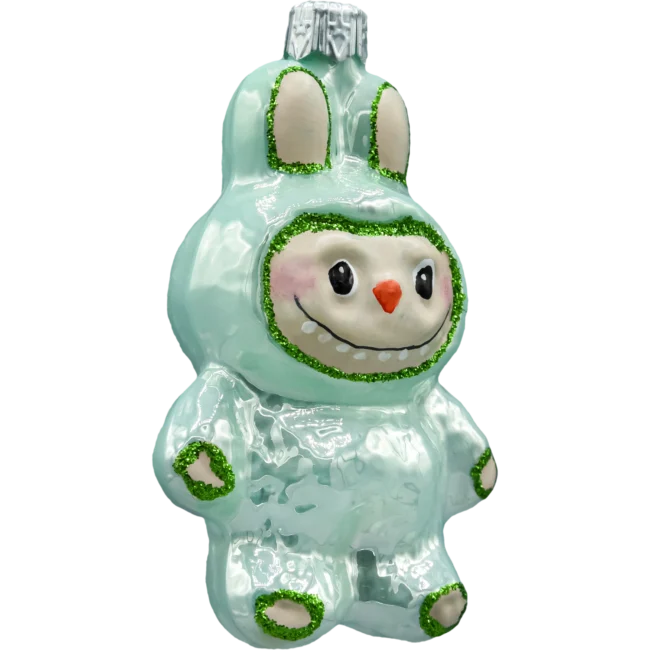 synBombkarza-bombka_choinkowa_szklana-figurka-forma-ze-szkla-labubu-zielone-mietowy-bok