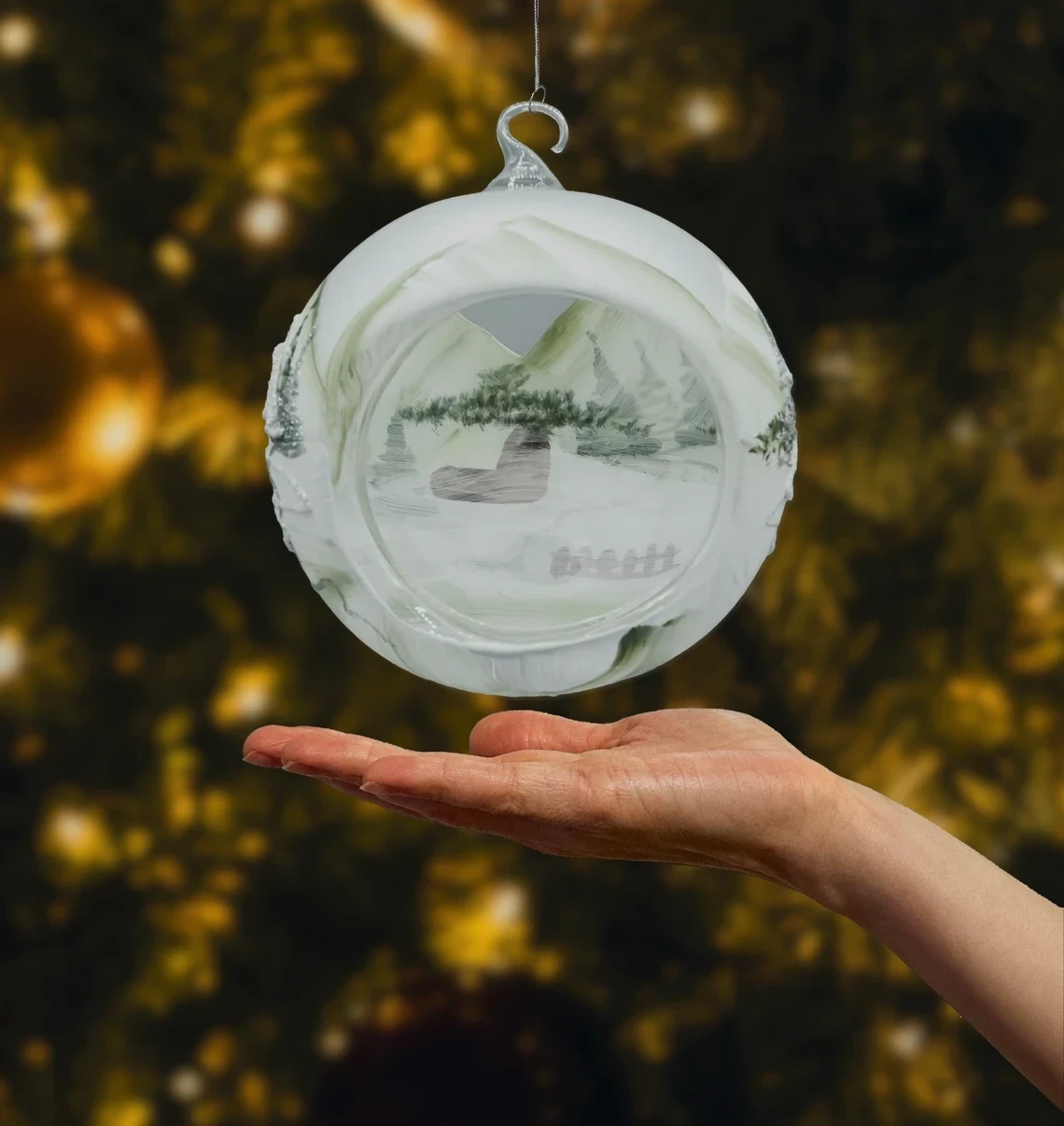 Bombka Lampion ze stojakiem: zielony pejzaż realne zdjęcie