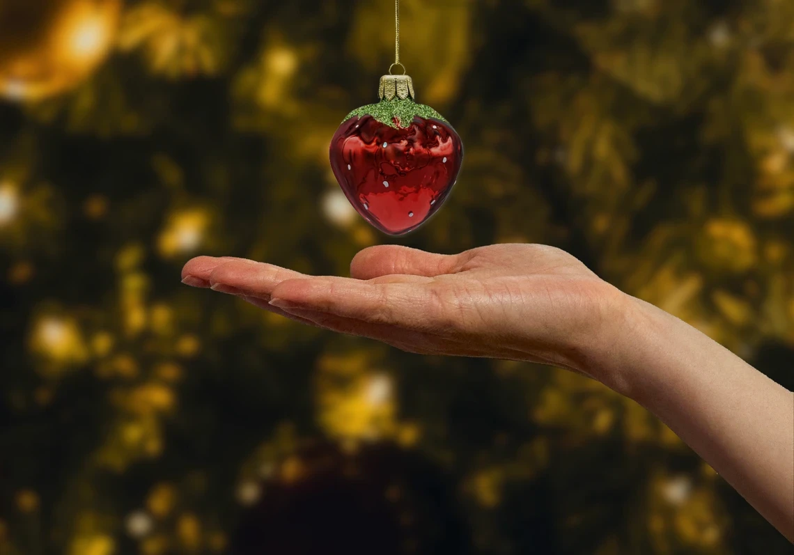 Bombka szklana figurka Truskaweczka realne zdjęcie