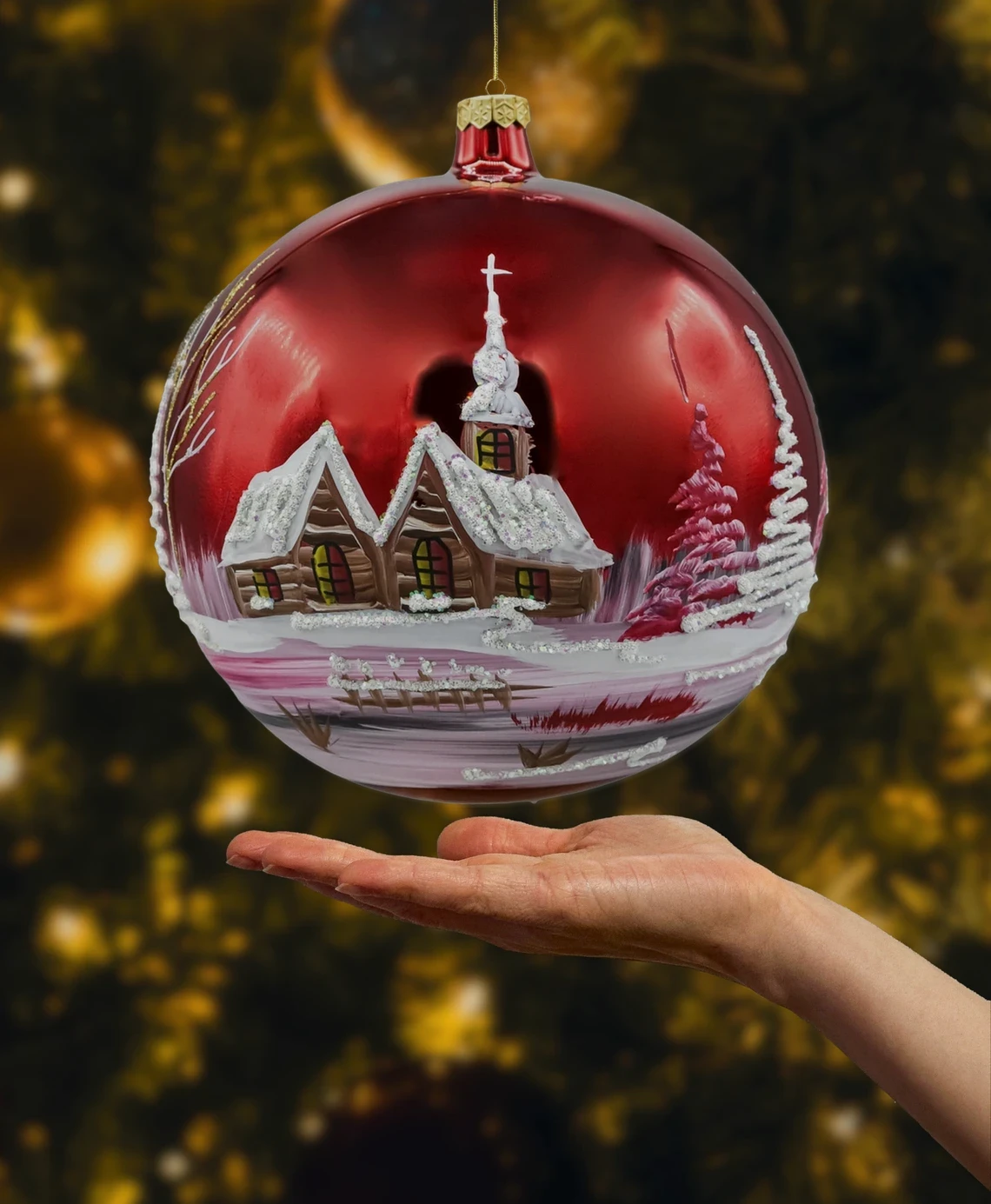 Bombka szklana okrągła duża: Zimowy Kościółek czerwony realne zdjęcie