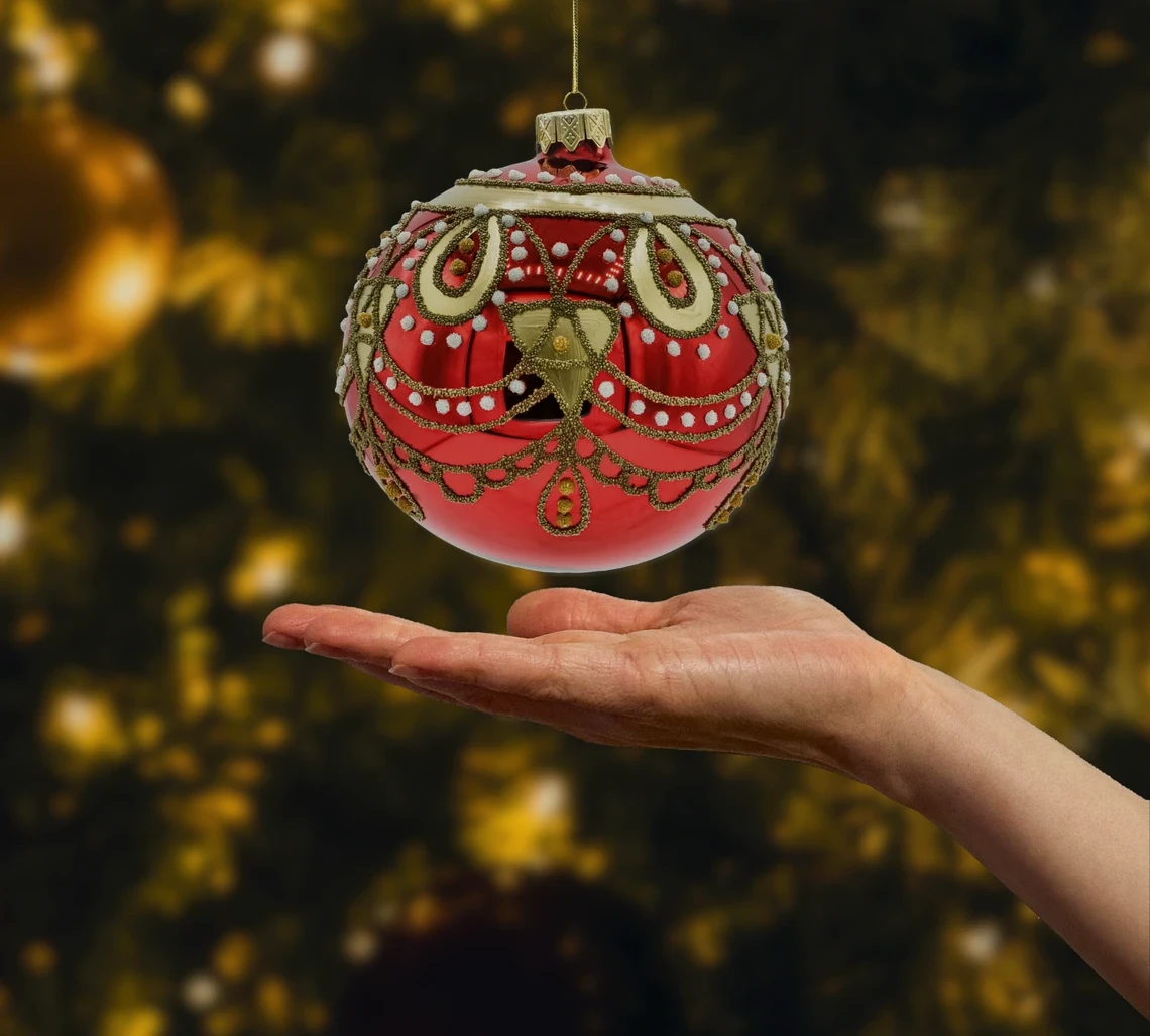 Realne zdjęcie Bombki czerwone ze złotym ornamentem i kryształkami
