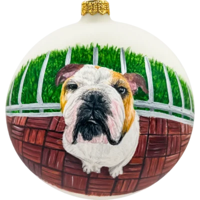 Bombka na zamóienie: Bulldog na tarasie